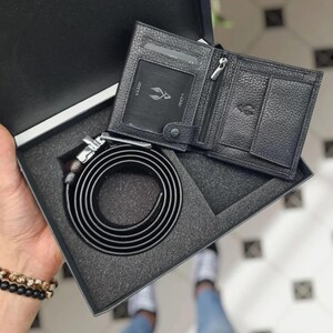Juego de regalo de billetera y cinturón de cuero negro personalizado - Accesorios para hombre con grabado personalizado - Caja de regalo de lujo incluida - 100 % cuero genuino