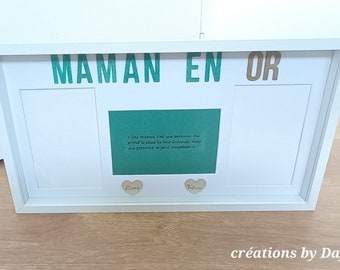 Cadre photos vitrine personnalisé avec lettres en bois et citation spécial maman