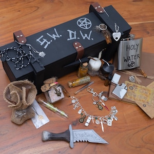 Box &quot;THE BIG ONE&quot; Supernatural Gift Supernatural Wood Necklace Accessories Hunter&#39;s Kit diy Unique Pentagram Deans Amulet new