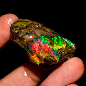 93.50 CTS, Ethiopian Opal Raw, Opal Rough, Crystal Opal Rough, Big Opal Rough, Fire Opal Rough, Natural Loose Opal Welo Fire Oil Opal Rough