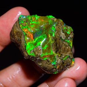 74.5 Ct Welo Fire Ethiopian Opal Rough Gemstone: Jewelry Making