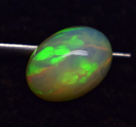 2 Carat Natural Opal Gemstone Welo Fire Opal Oval Opal Cabochon