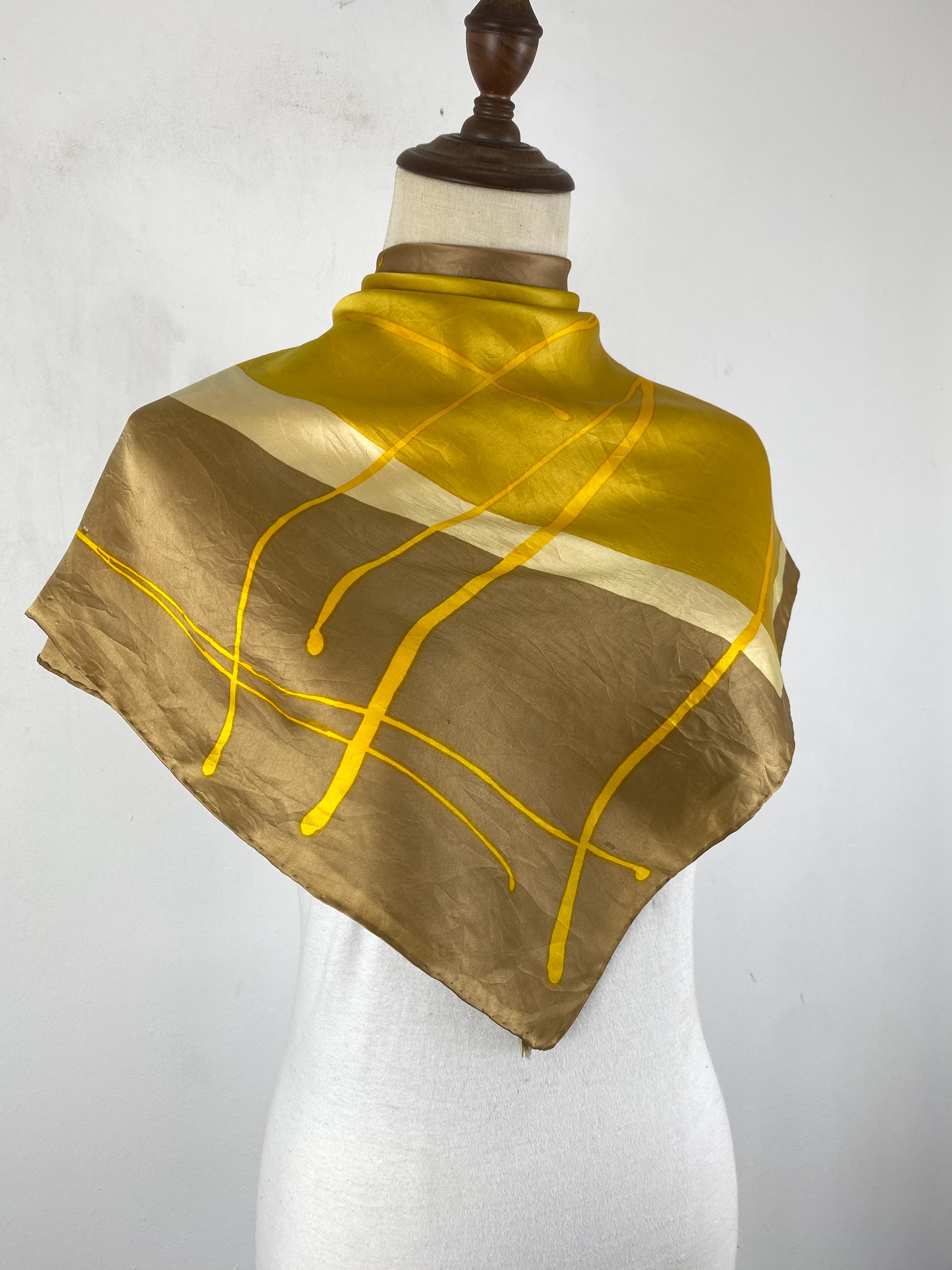 カミエルフォートヘンス SHAWL VINTAGE SILK スカーフ カミエルフォートヘンス SHAWL VINTAGE SILK スカーフ CAMIEL