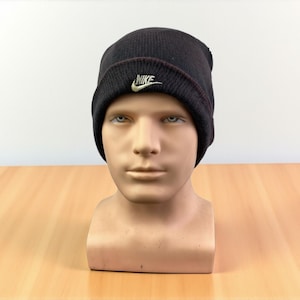 black nike winter hat