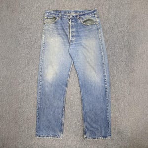 Size 36X30 Vintage Y2K Levis 501 Jeans Faded Blue High Waisted 2000s Levi&#39;s Buttonfly Light Washed Straight Cut Jeans Levis Mom Jeans W36