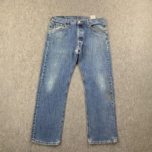 Size 36X30 Vintage Y2K Levis 501 Jeans Faded Blue High Waisted 2000s Levi&#39;s Buttonfly Light Washed Straight Cut Jeans Levis Mom Jeans W36