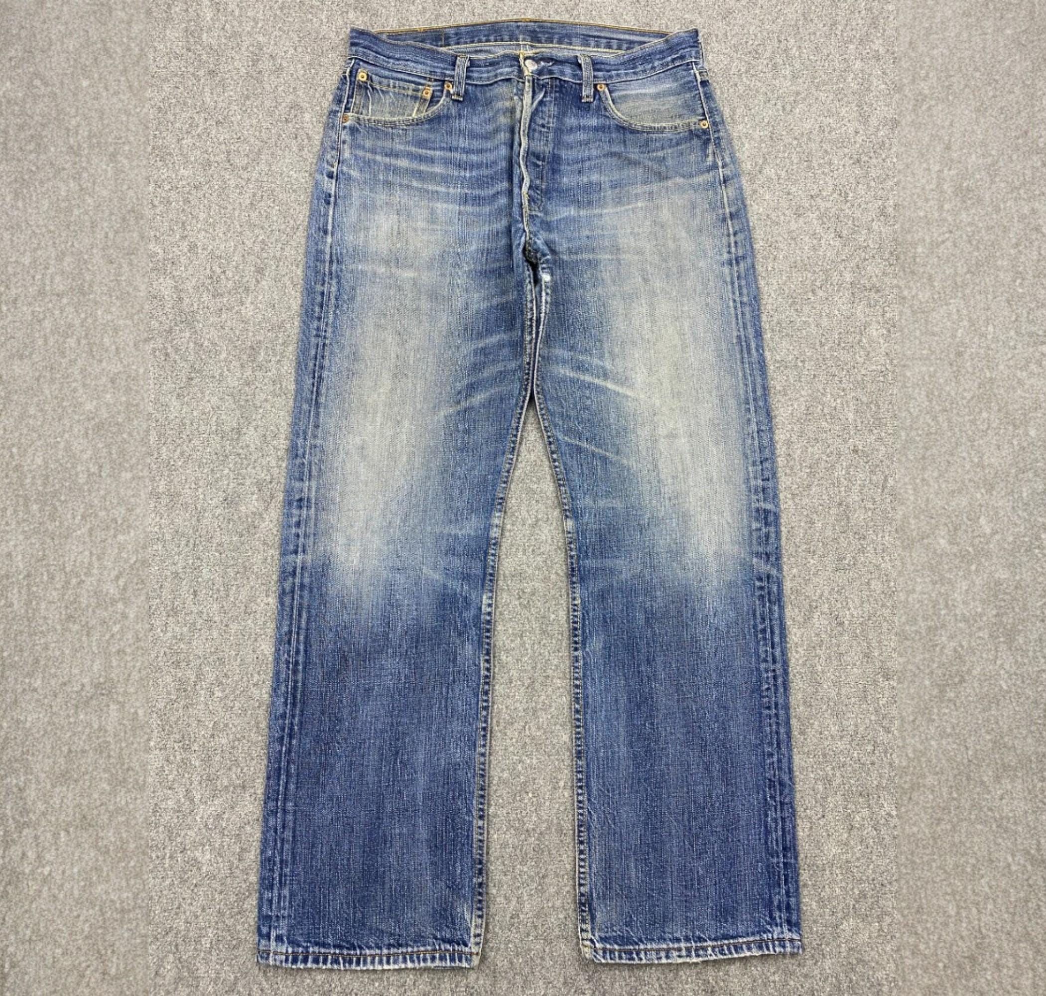 Size 33x30 Vintage Y2K Levis 501 Jeans Blue Faded High Waisted
