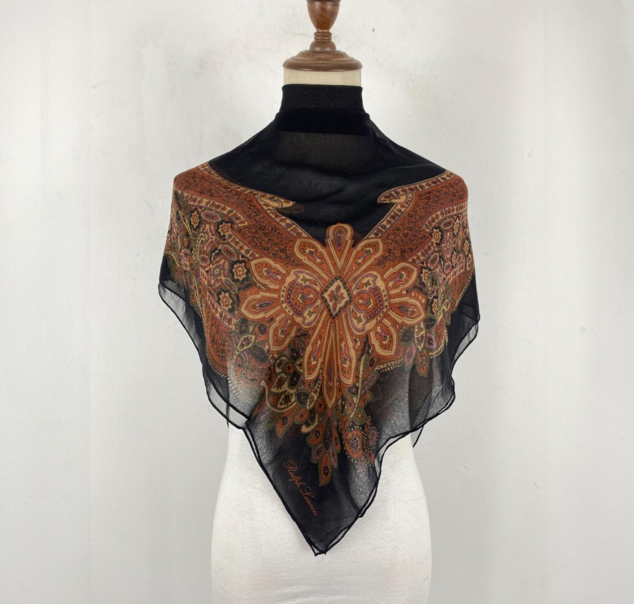 Freemanです。新品ラルフローレン　スカーフ　ビンテージ ヴィンテージ ラルフローレン シルク スカーフ、ラルフローレン シルク