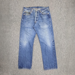 Size 32x29 Vintage Y2K Levis 501 Jeans Blue Faded High Waisted 2000s Levis Straight Cut Levi&#39;s Denim Blue Buttonfly Jean Levis Mom Jeans W32