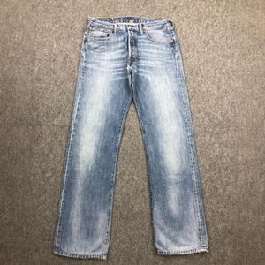 Size 33x33 Vintage Y2K Levis 501 Jeans Blue Faded High Waisted 2000s Levi&#39;s Light Washed Jeans Levi&#39;s Straight Cut Jeans Levis Mom Jeans W33