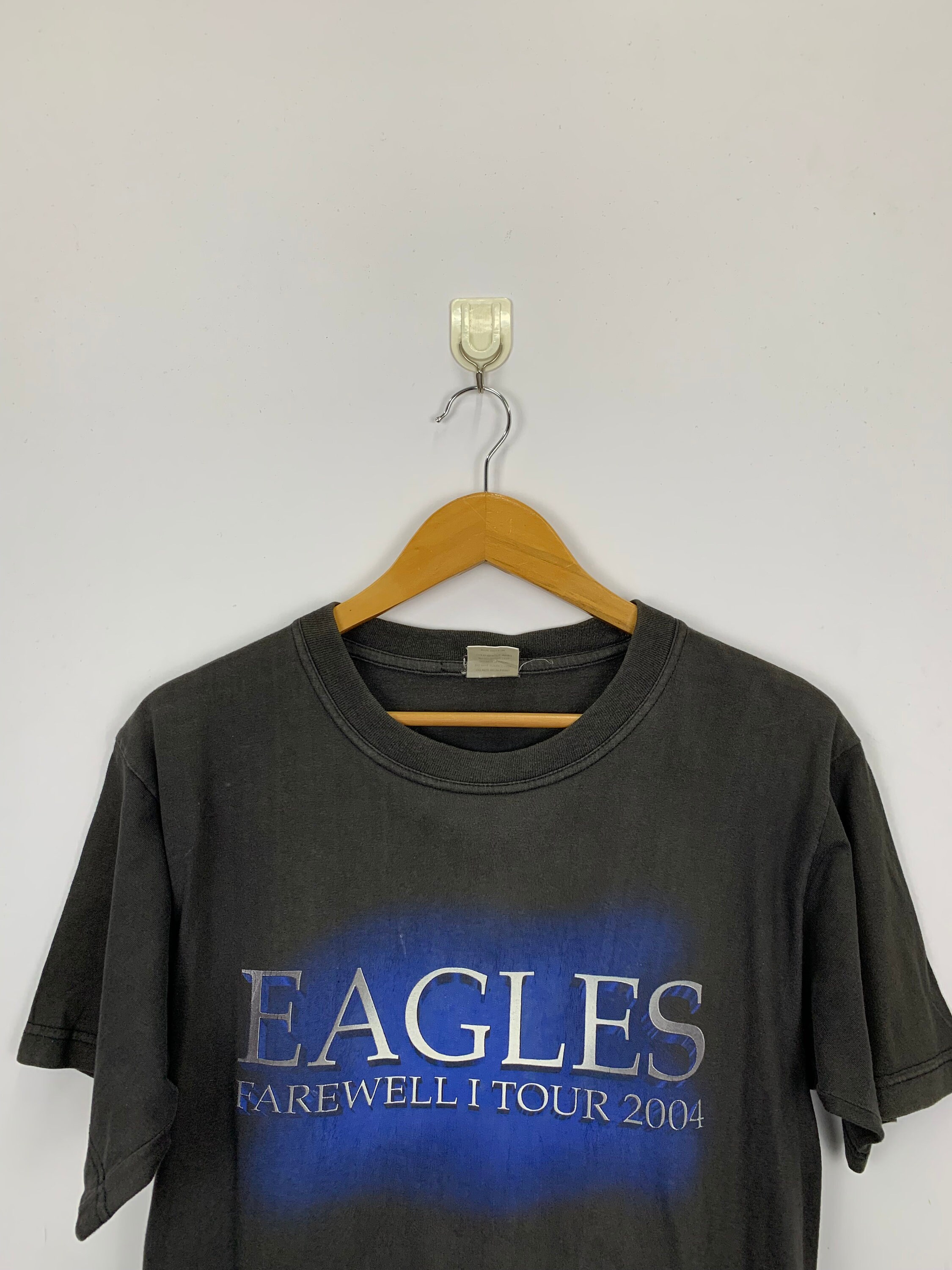 EAGLES FAREWELL TOUR 2004 Tシャツ M Vintage Y2K Eagles Farewell I Tour 2004 Band Tee Size Small