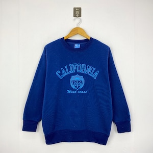 Vintage California West Coast Sweatshirt – Classic OP Brand Crewneck Pullover – Unisex Medium, Soft Cotton Blend – Retro Graphic USA Apparel