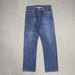 Size 33x31 Vintage Y2K Levis 501 Jeans Blue Denim High Waisted 2000s Levis Light Washed Jeans Levi&#39;s Straight Cut Jeans Levi&#39;s Mom Jeans W33