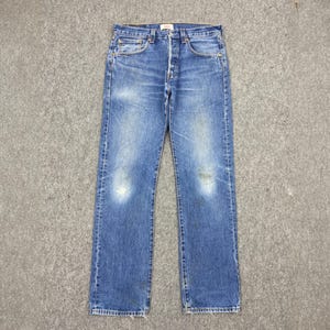 Size 32x32 Vintage Y2K Levis 501 Jeans Blue Faded High Waisted 2000s Levi&#39;s Light Washed Jeans Levi&#39;s Straight Cut Jeans Levis Mom Jeans W32