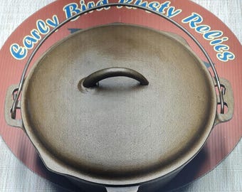 Birmingham Stove and Range Co. #8 Dutch Oven with Bail Handle & Lid.
