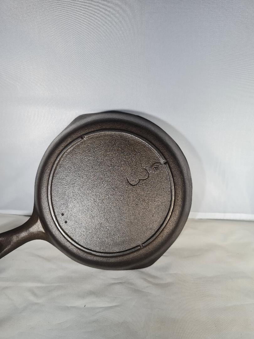 Vintage Lodge SK #14 Cast Iron Skillet 3 Notch Heat Ring LID COVER campfire  cook