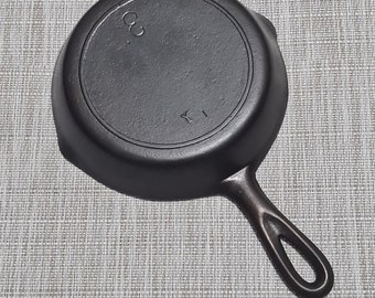 Lodge #3 Single Notch Cast Iron Skillet