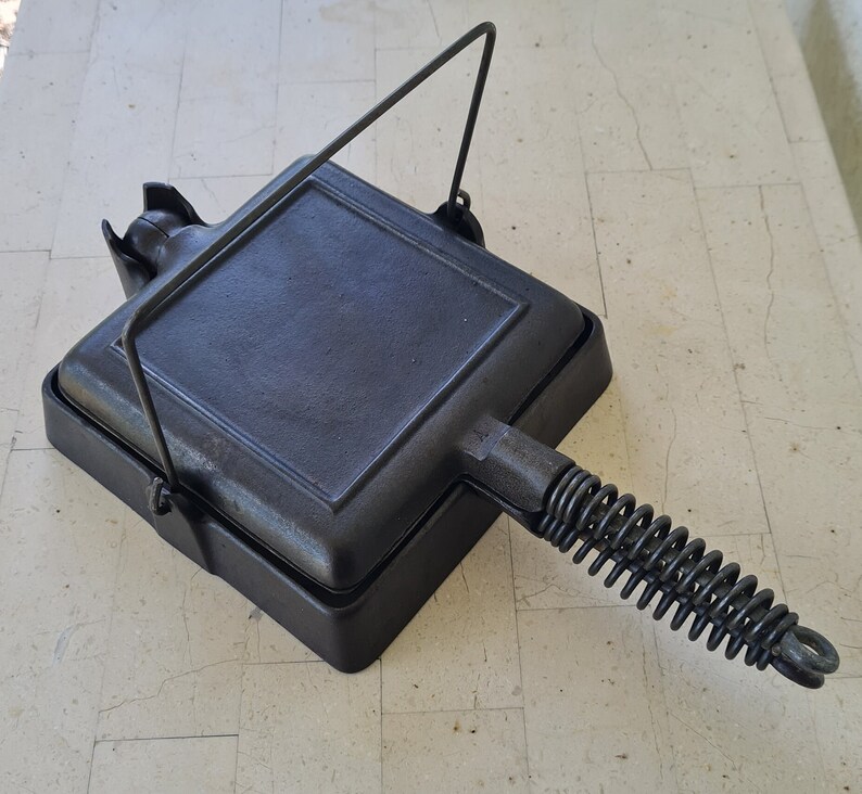 HTF Unmarked Cast Iron Sandwich Toaster Grilled Cheese Maker W/ Low Base Etsy