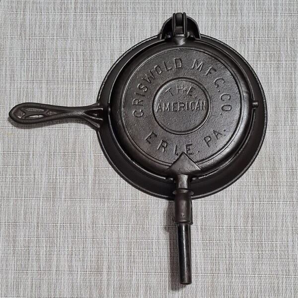 Griswold The American 8&9 Rare finger hinged waffle iron.