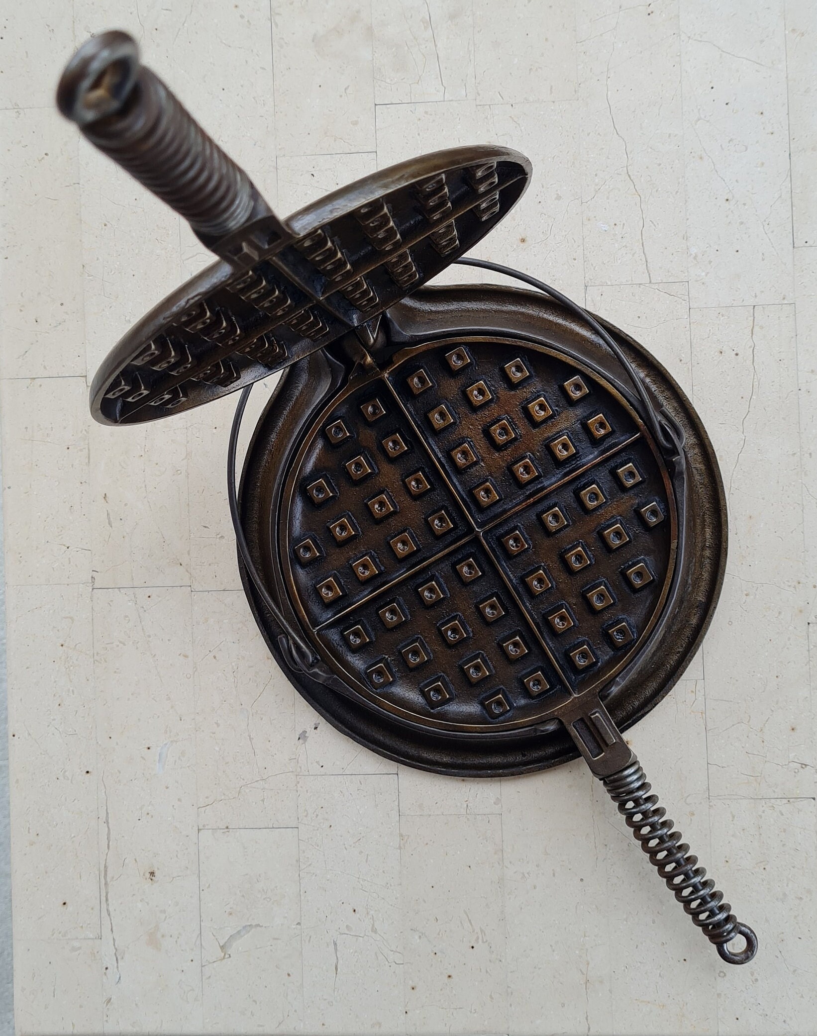 Wagner Ware Cast Iron Waffle Iron Sidney 0 1408 Pat. Sept. Etsy