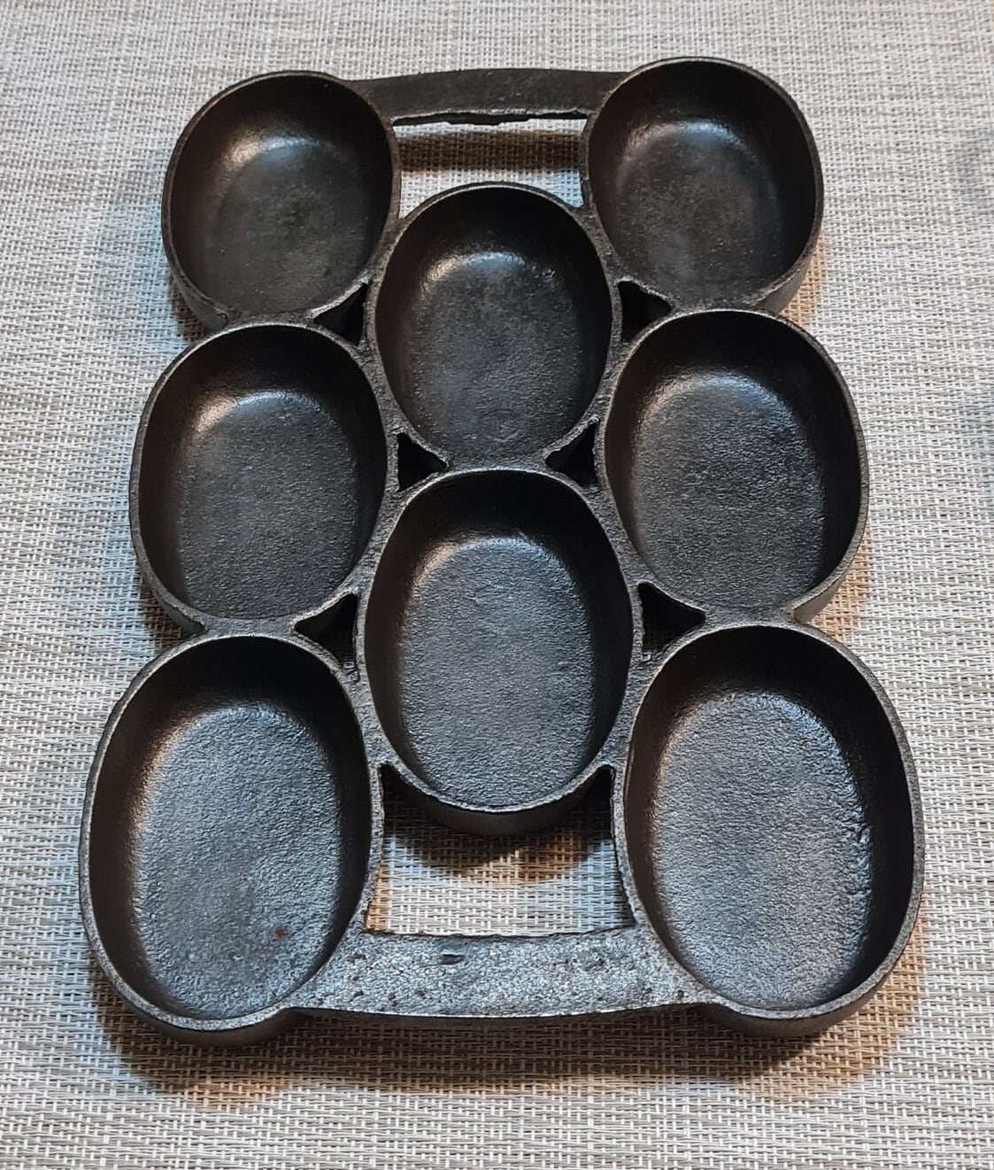 Antique Cast Iron Gem Pan 5 Unmarked 8 Cup Muffin Pan Etsy