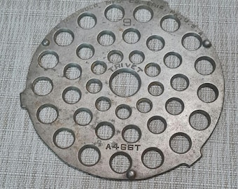 Griswold #9 P/N A466T Aluminum Trivet