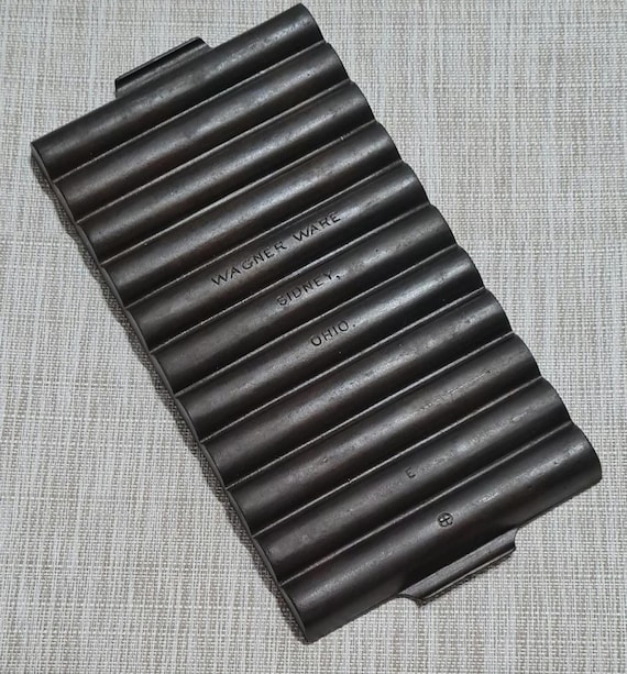 Wagner Ware Sidney, Ohio Bread Stick Pan