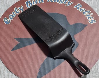 SPATULA! Wagner Ware #10 Cast Iron Skillet Repurposed Spatula