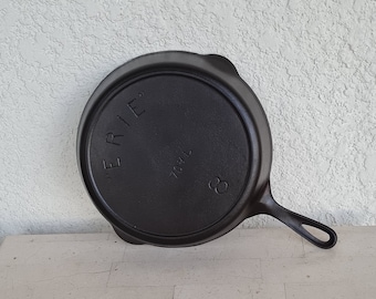 ERIE #8 Skillet with Heat Ring, 704 L