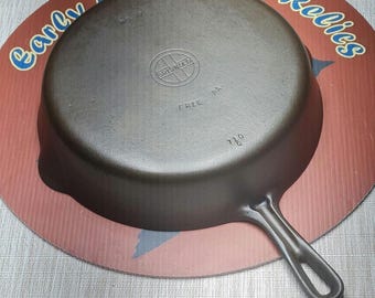 Griswold #9 PN#710 Grooved Handle C Makers Mark, Small Block Logo Cast Iron Skillet.