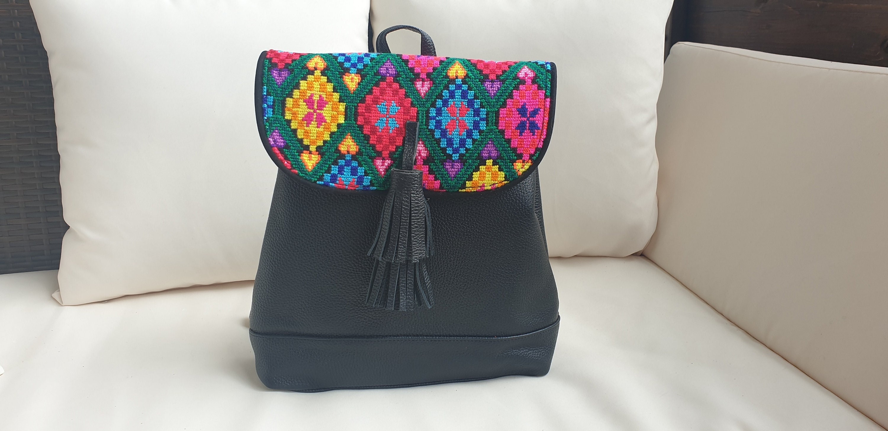 Genuine Leather Hand-embroidered Back Bag, Original From  display picture 3