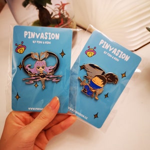 League Of Legends : Evelynn Yasuo Gold Plated Enamel Pin (2)