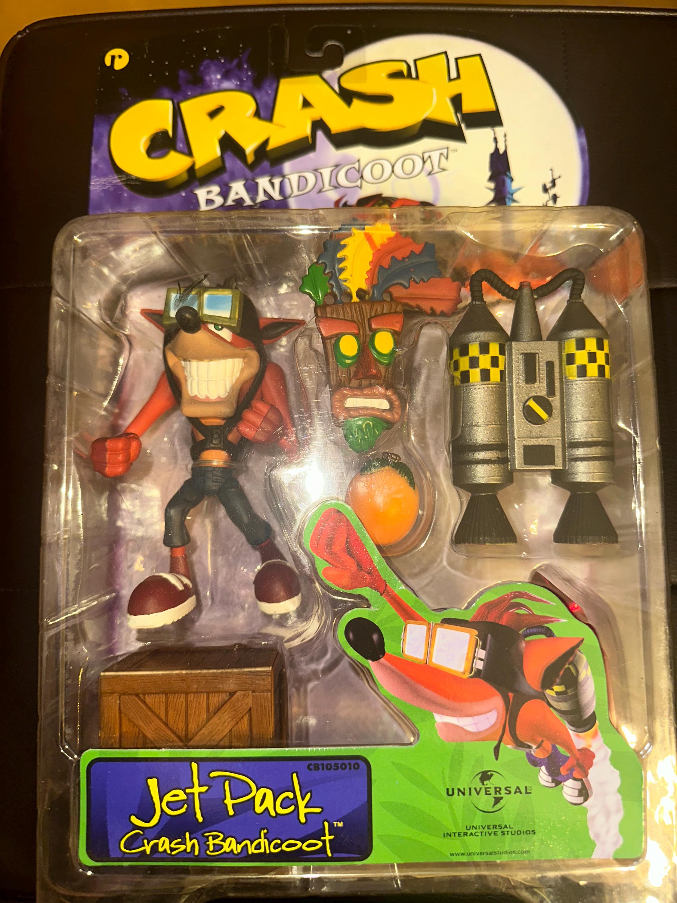 Crash bandicoot figure - Etsy 日本