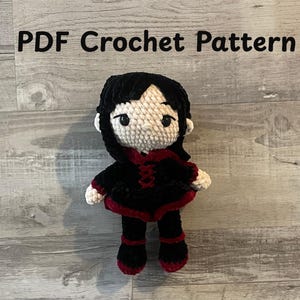 Crimson Scythe Huntress – Crochet Amigurumi Pattern (PDF Download)