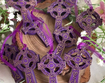 Hand Painted Celtic Cross Wedding Party Favors. Set of 10 Scottish gifts for guests, flower girl, bridesmaids bridal shower Stocking stuffer