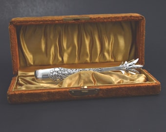 Reduced!!, 1880 "OLD MEDICI" Gorham Sugar Tongs Solid Sterling, 5" Long