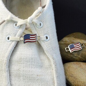 red wing flag lace keeper Top Sale Amazon 2 USA Flags Shoes Boot Lace Keeper Set US American Workers Shoelace Charms for Shoes Sneakers Clothing Shoes Jewelry