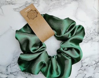 Satin Scrunchie Smaragdgrün Grün Haarband Slytherin Dark Academia