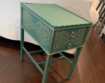 Vintage End Table Refresh