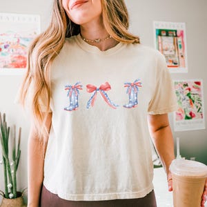 American Flag Comfort Colors Cropped T-Shirt, America Tee, 4th of July Fourth TShirt Woman, Patriotic July 4th Outfit, Western America Shirt