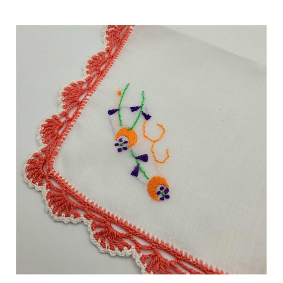 Vintage Embroidered Hanky with Crochet Lace Border - image 1