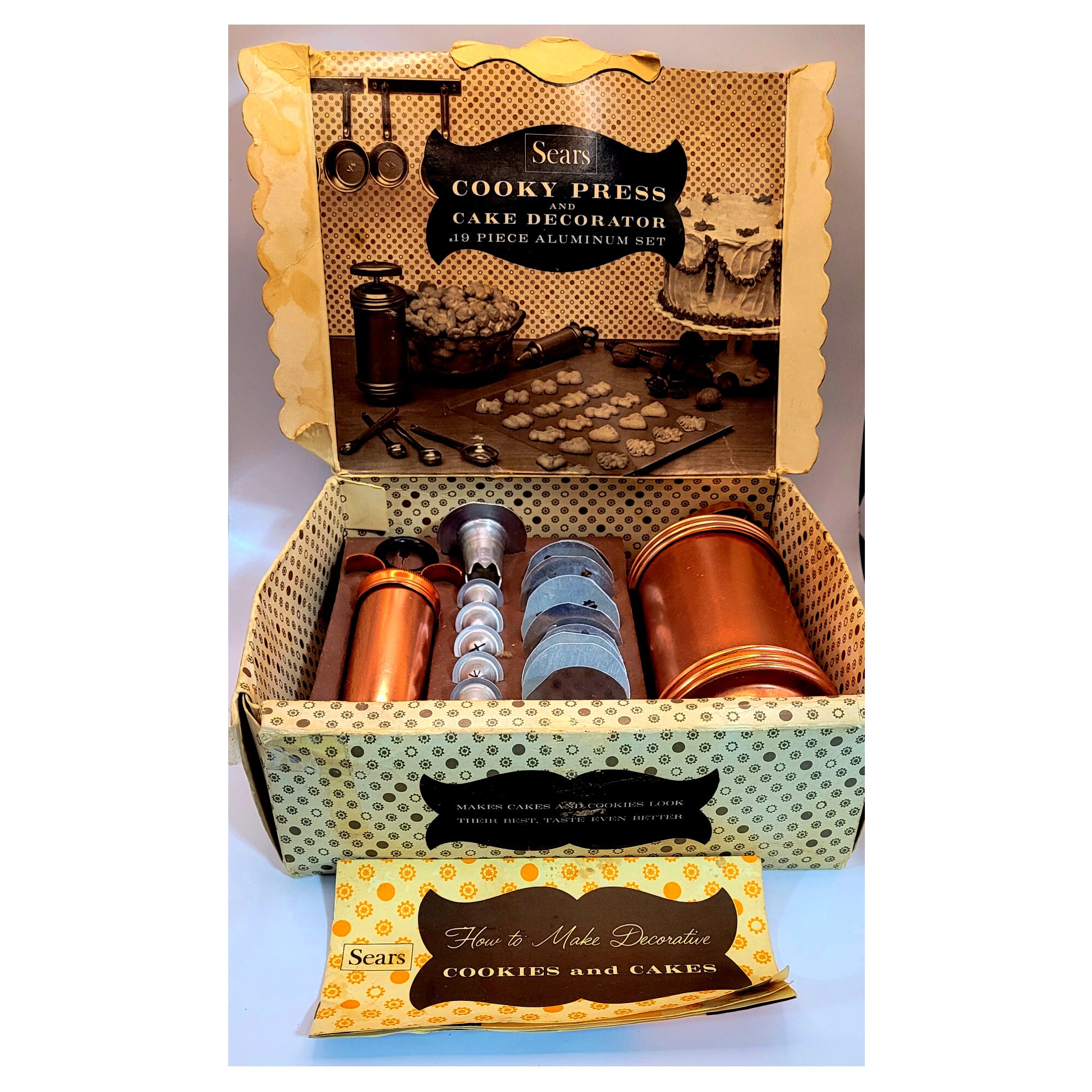Mid Century Maid Of Honor Cooky Press & Cake Decorator Set, Sears