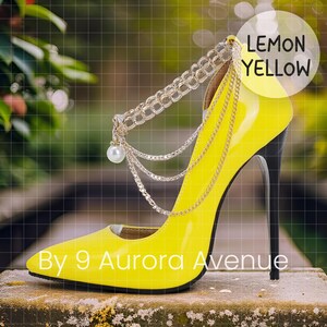 Stiletto Pump Shoes With Chain And Pearl Details For Men, Party Shoes High Heels For Men, Transwoman Shoes, Femboy Shoes, Drag Queen Shoes red orange green yellow black white 3