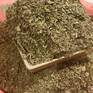 Dry bitter leaves,  for egusi soup or bitter leaves soup(5oz)