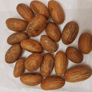 Bitter kola 5 pieces in a bag
