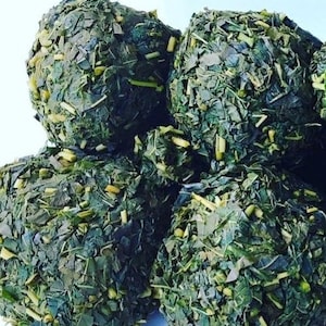 Dried clean bitter leaves
