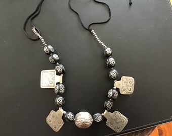 Antico Yemen Collana Corallo Nero