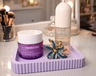 Bandeja de tocador / Organizador de maquillaje / Exhibidor de productos para el cuidado de la piel / Decoración de tocador / Organizador de escritorio bonito / Bandeja para joyas / Decoración estética de la habitación / Almacenamiento de belleza