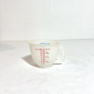 Vintage Tupperware Toys 1402 Mini Mix-N-Stor Pitcher Measuring Cup 1 Cup/250mL