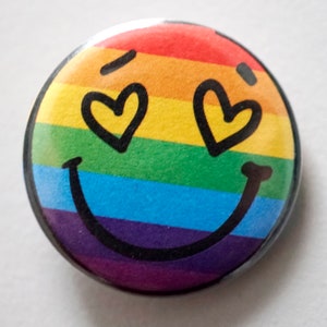 5 x Smiley-Button MIX –  Anstecker, Badge, Pin, Plakette, Abzeichen, Rainbow Nadelbutton pride queer LGBTQ + 1 x Gender Postkarte © Sunje®